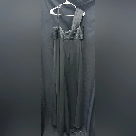 MAC DUGGAL 49547 NWT One Shoulder Draped Trumpet Gown - Picture 5 of 8